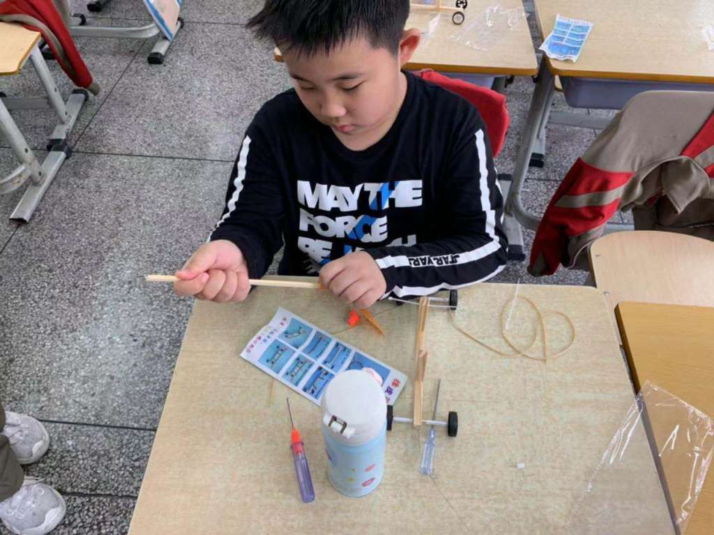 D:\桌面\微信图片_20190308170007.jpg微信图片_20190308170007